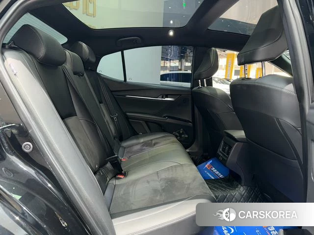 Toyota Camry 2025 Черный из Китая, фото 2