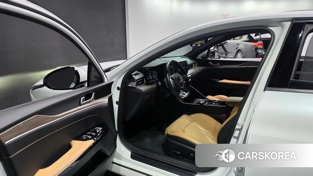 Kia K5 3rd generation 2023 Белый из Кореи, фото 2
