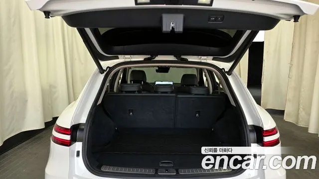 Genesis Electrified GV70 2022 Белый из Кореи, фото 2