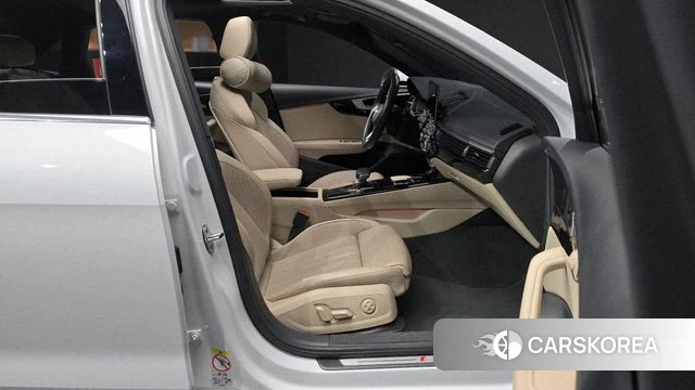 Audi A4 (B9) 2022 Белый из Кореи, фото 2