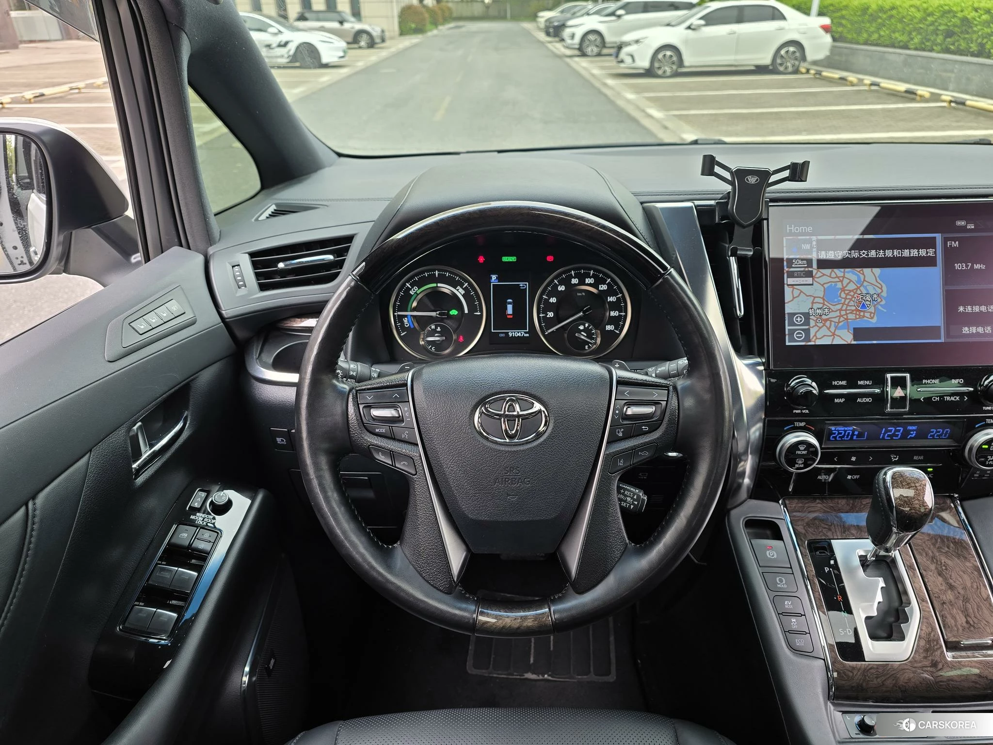 Toyota Vellfire 2022 Белый из Китая, фото 2