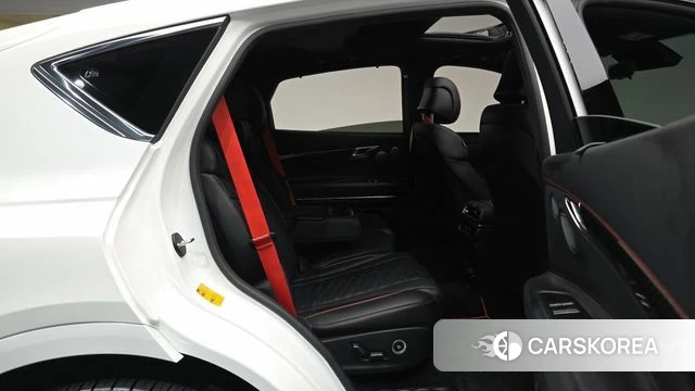 Genesis GV80 Coupe 2024 Белый из Кореи, фото 2