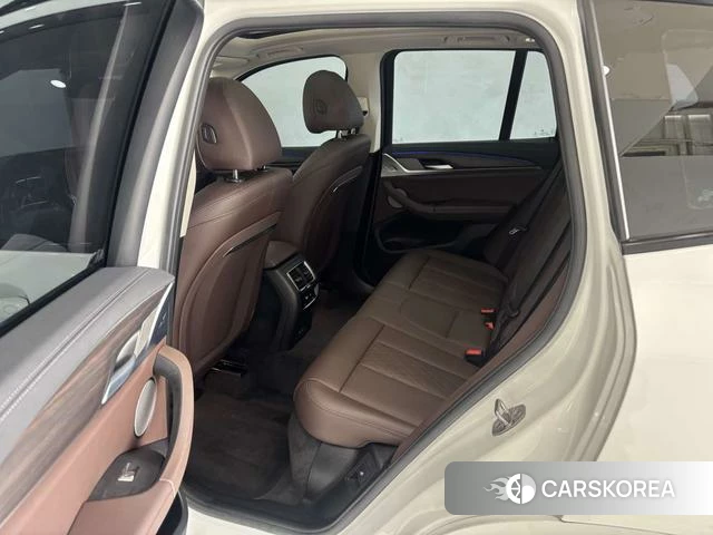BMW X3 2021 Белый из Китая, фото 2