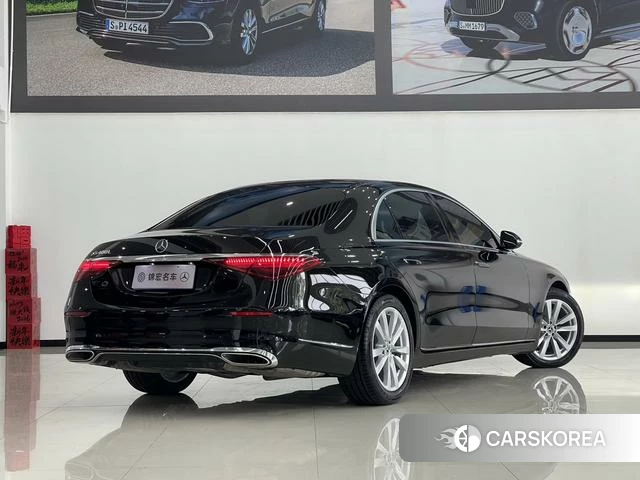 Mercedes-Benz S-Class 2022 Черный из Китая, фото 2