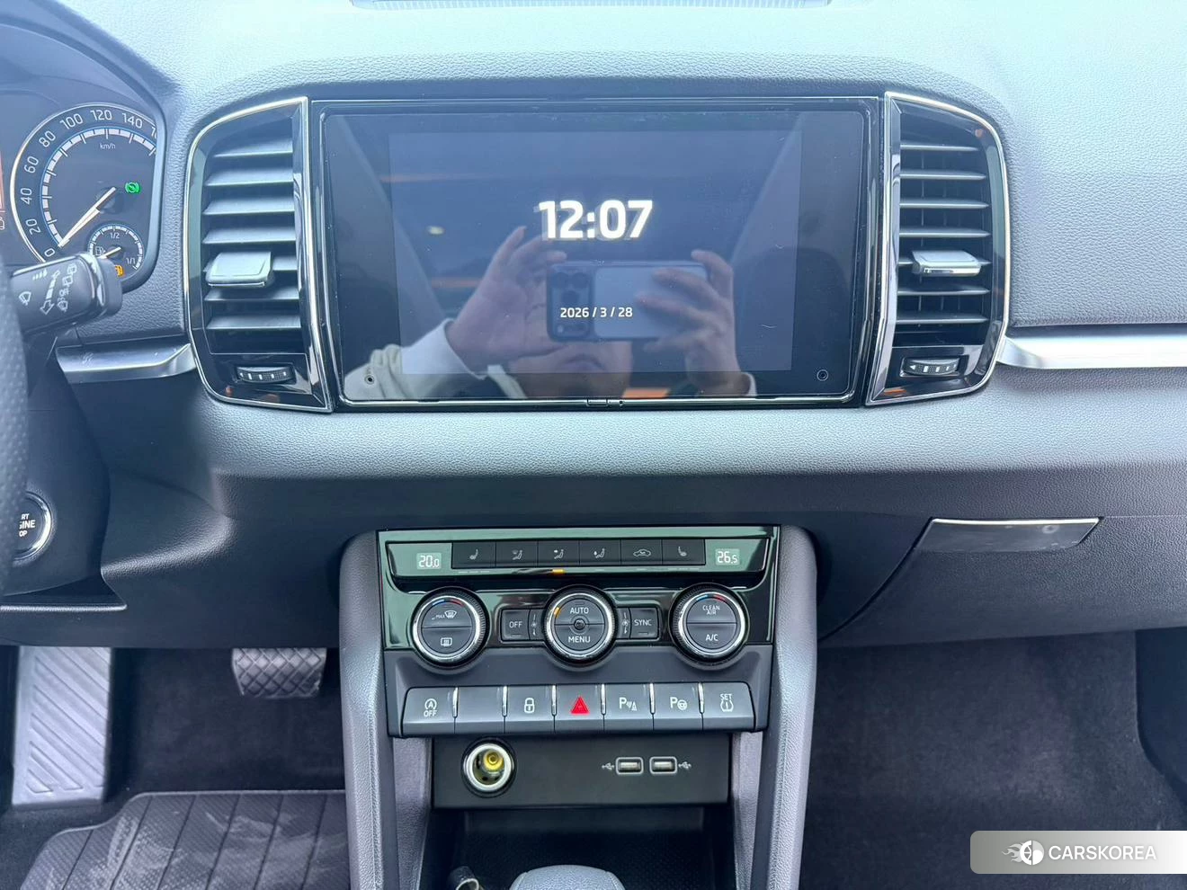 Skoda Karoq 2020 Белый из Китая, фото 2