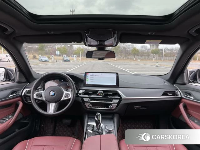 BMW 5 series 2021 Черный из Китая, фото 2