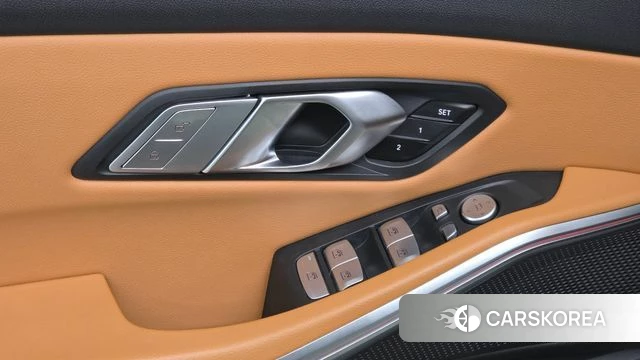 BMW 3 Series (G20) 2022 Белый из Кореи, фото 2