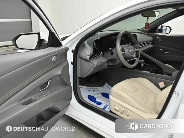 Hyundai The New Avante (CN7) 2023 Белый из Кореи, фото 2