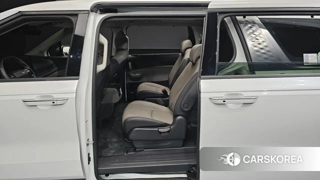 Kia The New Carnival 4th Generation 2025 Белый из Кореи, фото 2