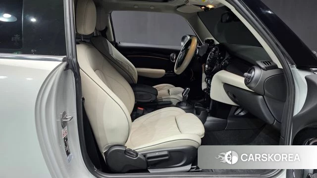 Mini Cooper S 2022 Серебристо-серый из Кореи, фото 2