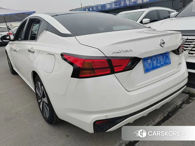 Nissan Altima 2021 Белый из Китая, фото 2
