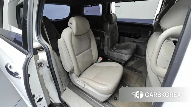 Kia The New Carnival 2019 Белый из Кореи, фото 2