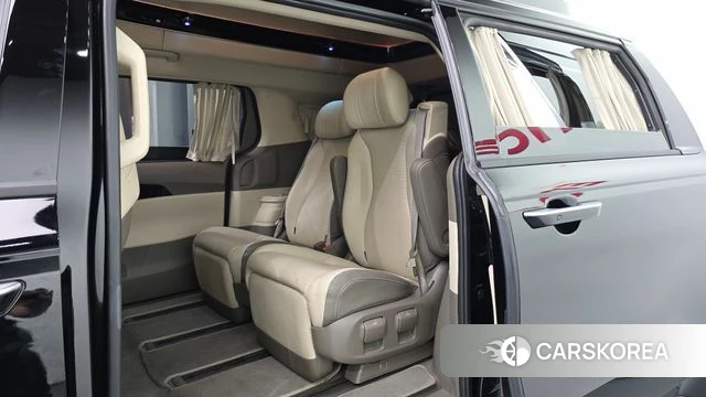 Kia Carnival 4th generation 2021 Черный из Кореи, фото 2