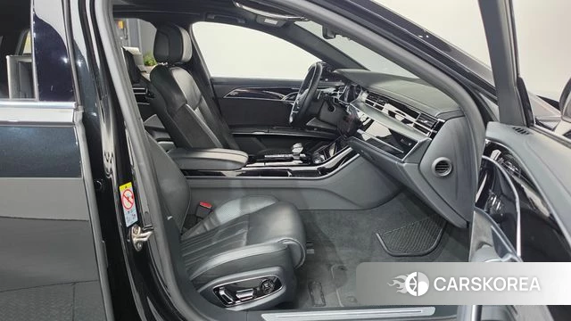 Audi A8 (D5) 2019 Черный из Кореи, фото 2