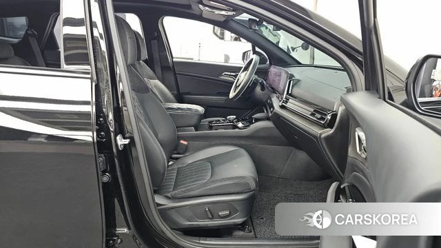 Kia Sportage 5th Generation 2023 Черный из Кореи, фото 2