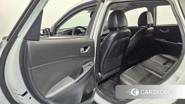 Hyundai Kona 2018 Белый из Кореи, фото 2