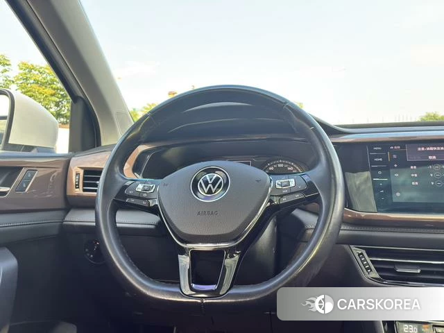 Volkswagen Tharu 2021 Белый из Китая, фото 2