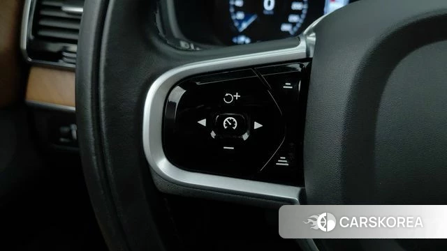 Volvo XC90 second Generation 2019 Белый из Кореи, фото 2