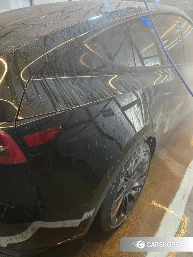 Tesla Model Y 2022 Черный из Кореи, фото 2