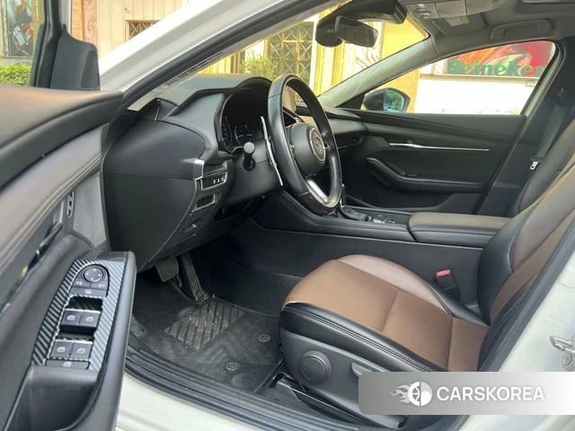 Mazda 3 2021 Белый из Китая, фото 2