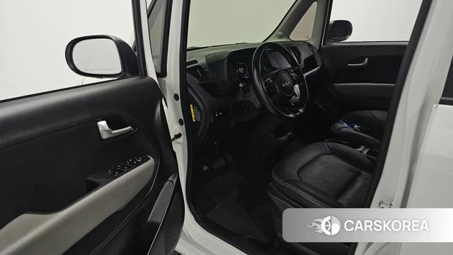 Kia The New Kia Ray 2022 Белый из Кореи, фото 2