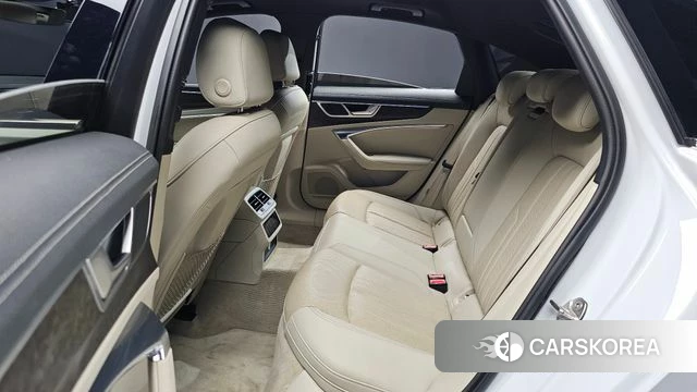 Audi A6 (C8) 2020 Белый из Кореи, фото 2