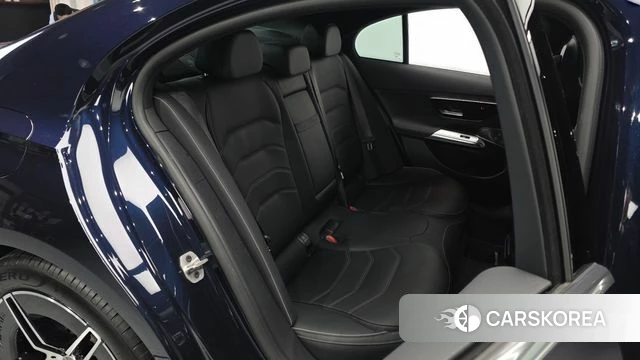 Mercedes-Benz E-Class W214 2024 Синий из Кореи, фото 2