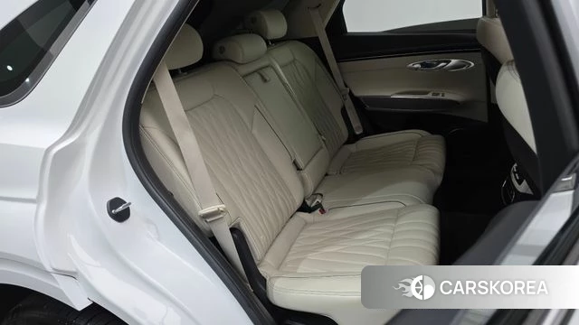 Genesis GV70 2022 Белый из Кореи, фото 2
