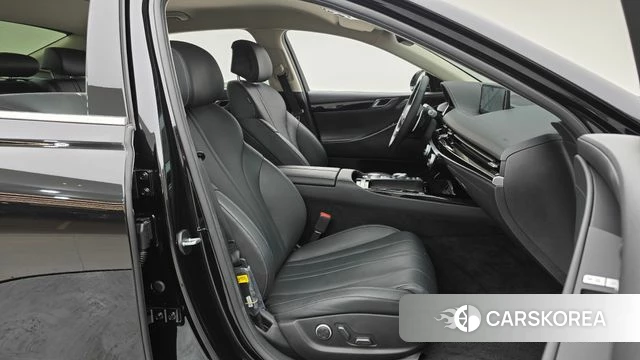 Genesis G80 (RG3) 2024 Черный из Кореи, фото 2
