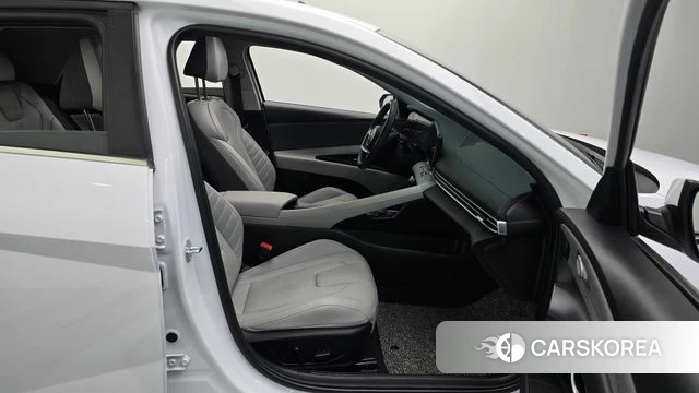 Hyundai Avante (CN7) 2022 Белый из Кореи, фото 2