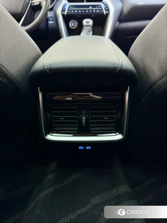 Toyota Harrier 2022 Белый из Китая, фото 2
