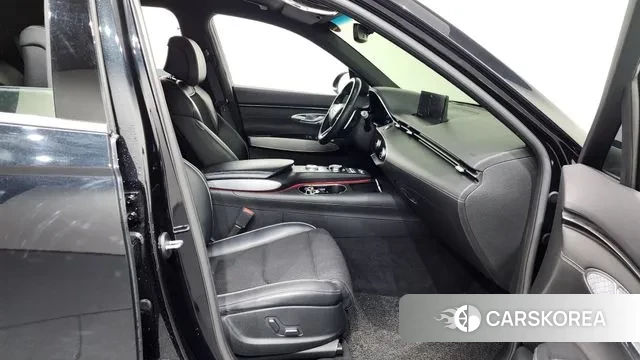 Genesis GV70 2021 Черный из Кореи, фото 2