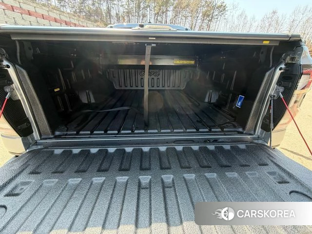Ford Ranger 4th Generation 2023 Серебристо-серый из Кореи, фото 2