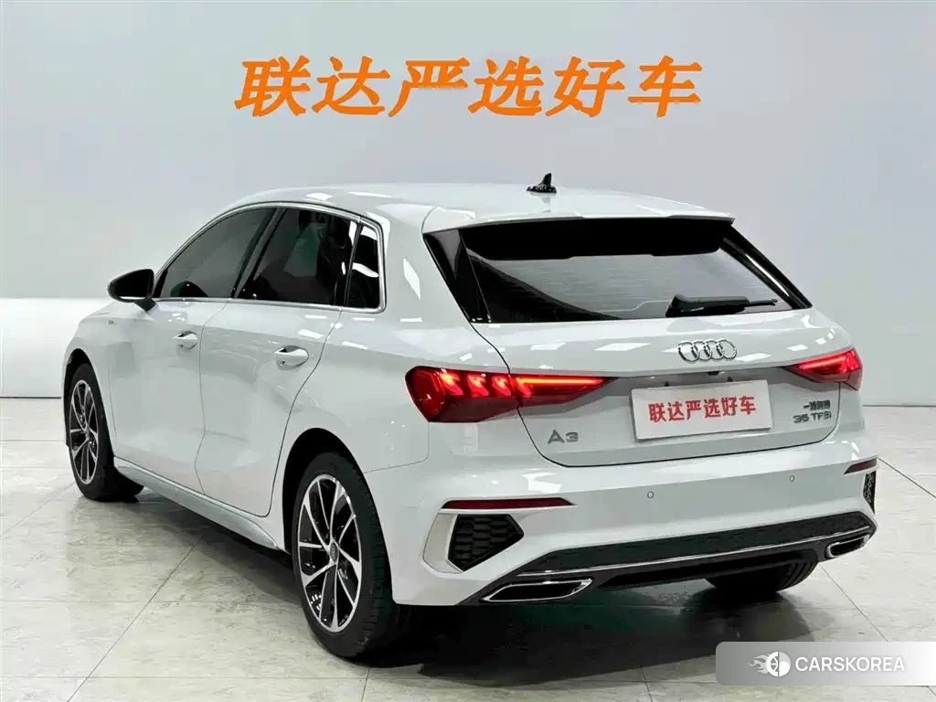 Audi A3 2023 Белый из Китая, фото 2