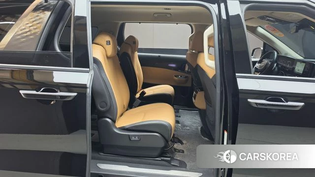 Kia Carnival 4th generation 2022 Черный из Кореи, фото 2