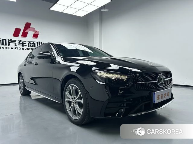 Mercedes-Benz E-Class 2024 Черный из Китая, фото 2