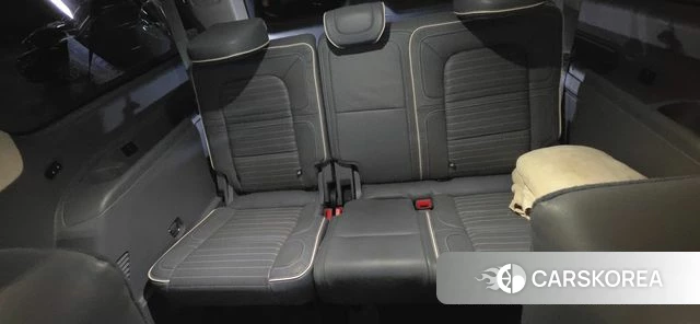 Lincoln Navigator 4th generation 2022 Черный из Кореи, фото 2
