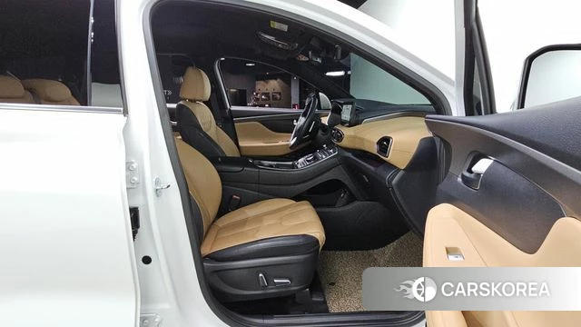 Hyundai The New Santa Fe 2022 Белый из Кореи, фото 2