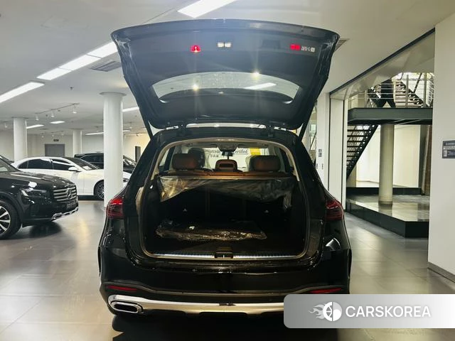 Mercedes-Benz GLE 2026 Черный из Китая, фото 2