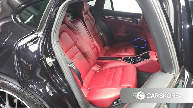 Porsche Panamera (971) 2018 Черный из Кореи, фото 2