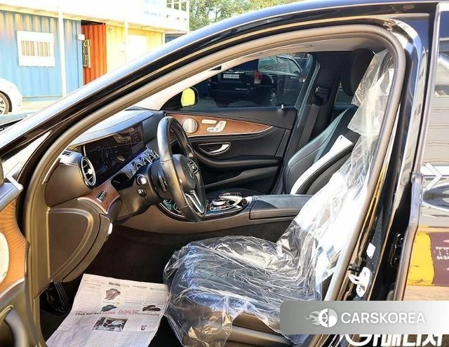 Mercedes-Benz E-Class W213 2019 Черный из Кореи, фото 2