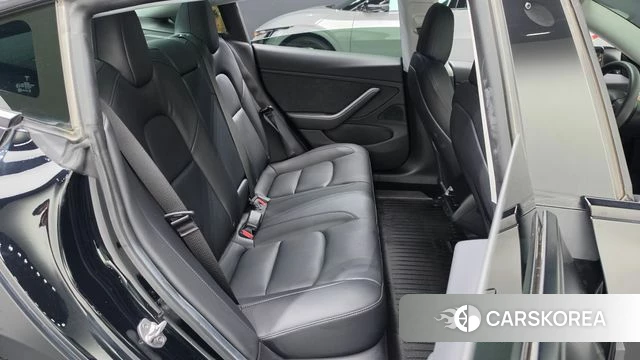 Tesla Model 3 2021 Черный из Кореи, фото 2
