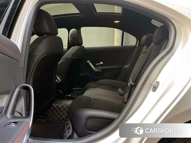 Mercedes-Benz A-Class 2025 Белый из Китая, фото 2