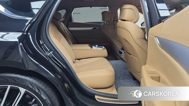 Genesis G80 (RG3) 2026 Черный из Кореи, фото 2