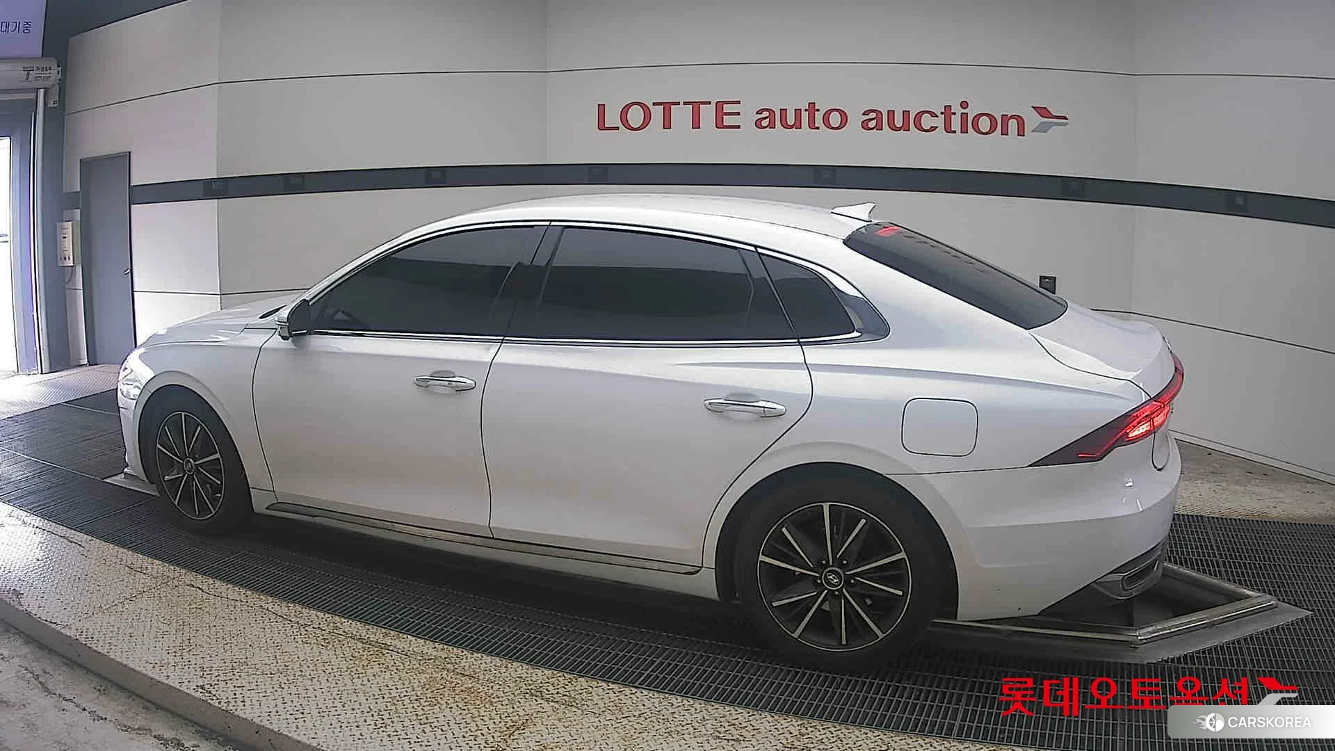 Hyundai Grandeur 2020 White cream (optional) из Кореи, фото 2
