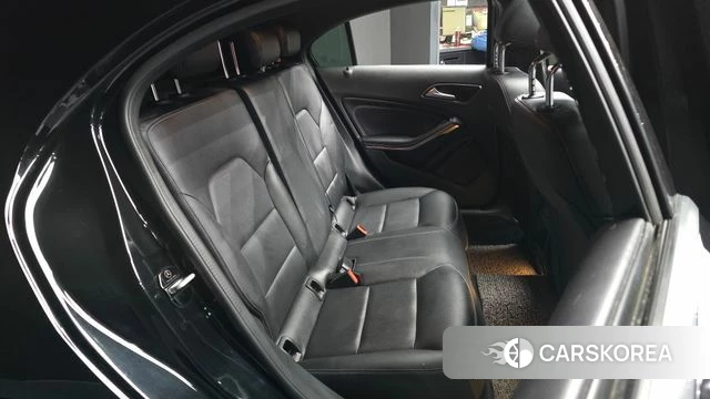 Mercedes-Benz A-Class W176 2018 Черный из Кореи, фото 2