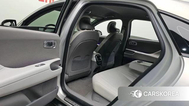 Hyundai Ionic 6 2022 Серебряный из Кореи, фото 2