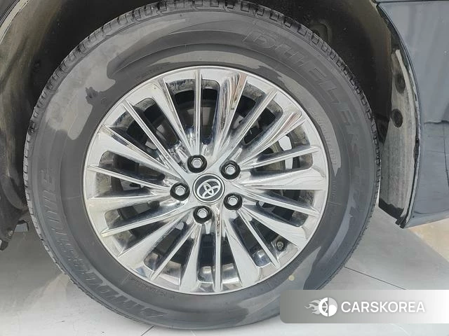 Toyota Vellfire 2021 Черный из Китая, фото 2
