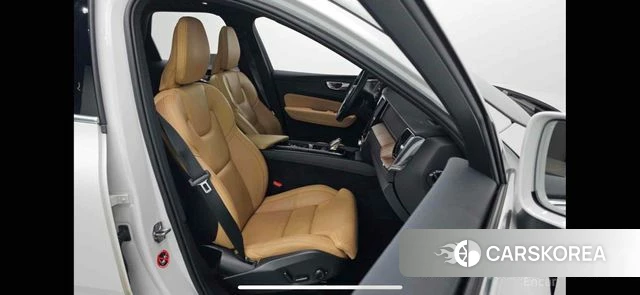 Volvo XC60 second Generation 2022 Белый из Кореи, фото 2