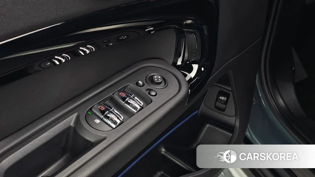 Mini Cooper Countryman 2022 Небесно-голубой из Кореи, фото 2